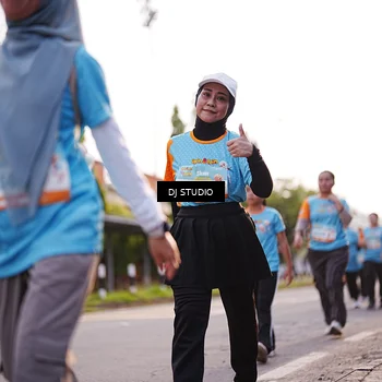 Runner Photo 8373558