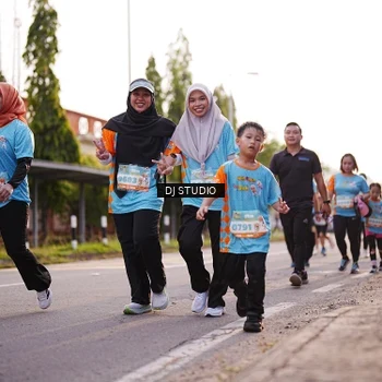 Runner Photo 8373646
