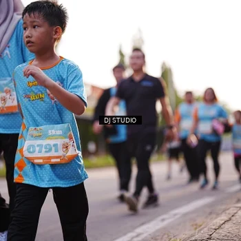 Runner Photo 8373649