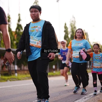 Runner Photo 8373674
