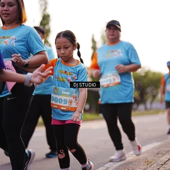 Runner Photo 8373692