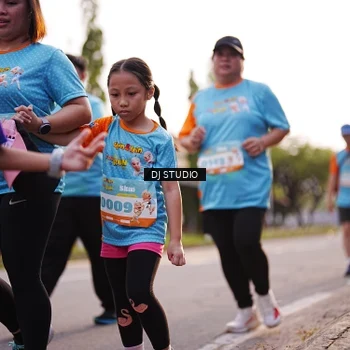 Runner Photo 8373695