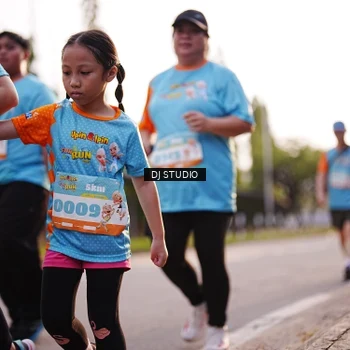 Runner Photo 8373700