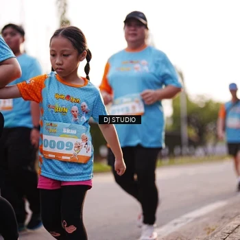 Runner Photo 8373701