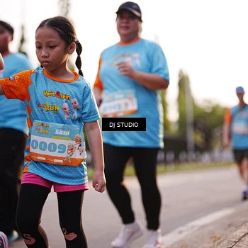 Runner Photo 8373702