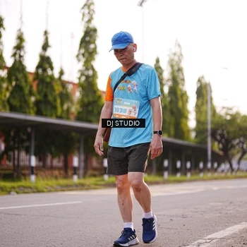 Runner Photo 8373718