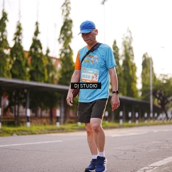 Runner Photo 8373719