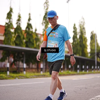 Runner Photo 8373723