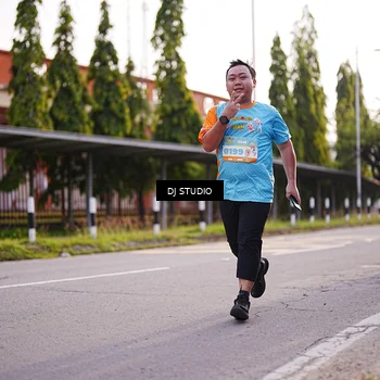 Runner Photo 8373727