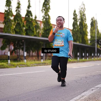 Runner Photo 8373728