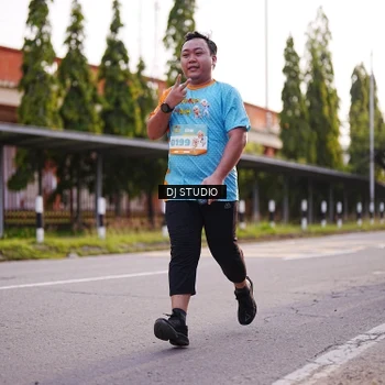 Runner Photo 8373732