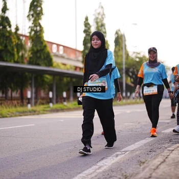 Runner Photo 8373748
