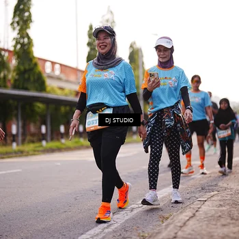 Runner Photo 8373756