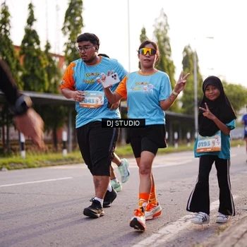 Runner Photo 8373789