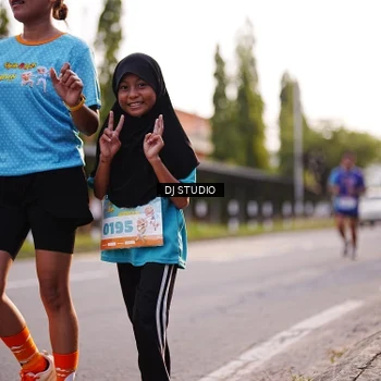 Runner Photo 8373843