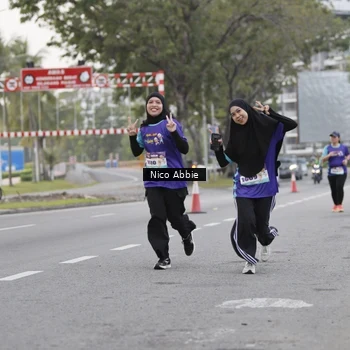 Runner Photo 8373853