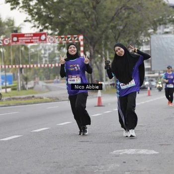 Runner Photo 8373854