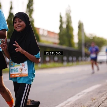 Runner Photo 8373855