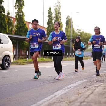 Runner Photo 8373883