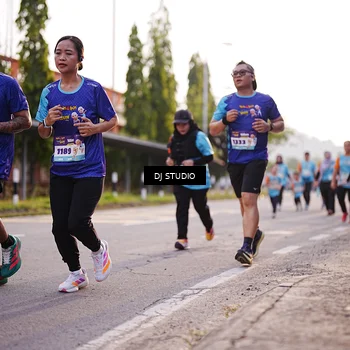Runner Photo 8373917