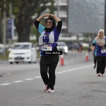 Runner Photo 8373924