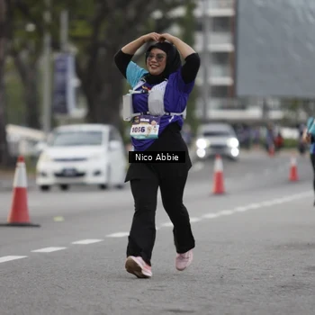 Runner Photo 8373928