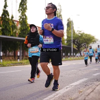 Runner Photo 8373946