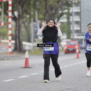 Runner Photo 8373992