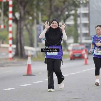 Runner Photo 8373993