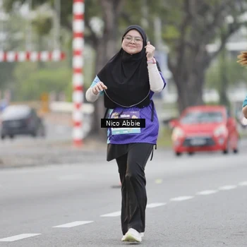 Runner Photo 8374005