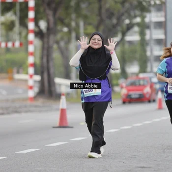 Runner Photo 8374006