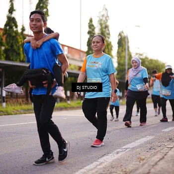 Runner Photo 8374014