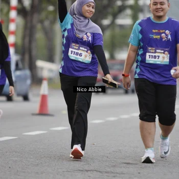 Runner Photo 8374044