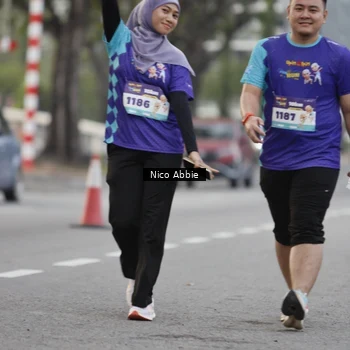 Runner Photo 8374046