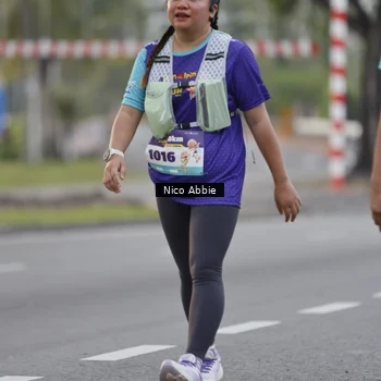 Runner Photo 8374051