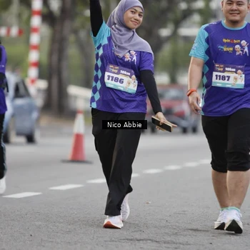 Runner Photo 8374061