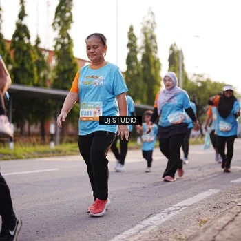 Runner Photo 8374068