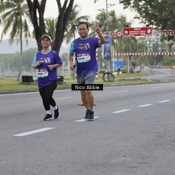 Runner Photo 8374075
