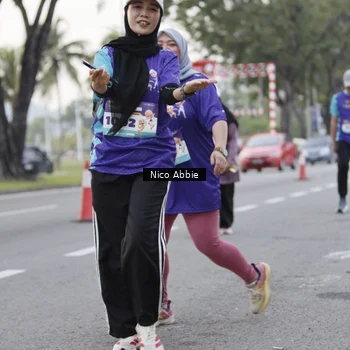 Runner Photo 8374116