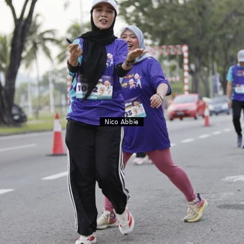 Runner Photo 8374118
