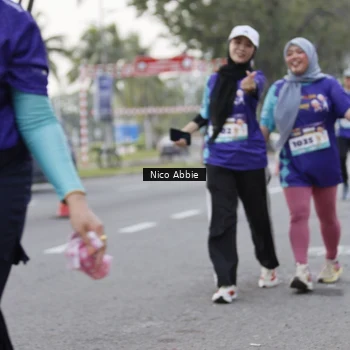 Runner Photo 8374121
