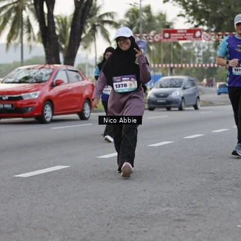 Runner Photo 8374130