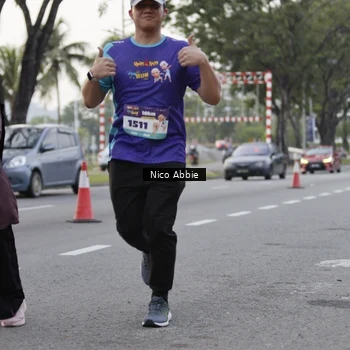 Runner Photo 8374137