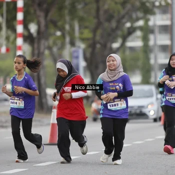 Runner Photo 8374145