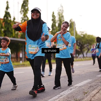 Runner Photo 8374162