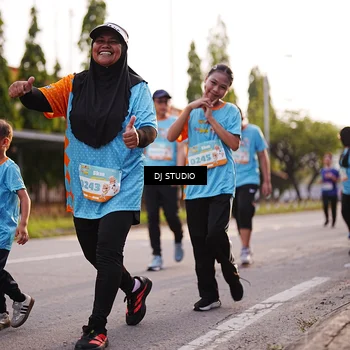 Runner Photo 8374166