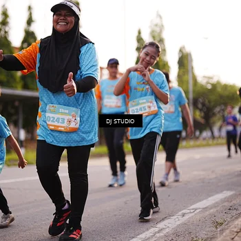 Runner Photo 8374170