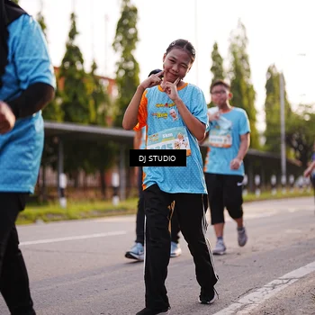 Runner Photo 8374191