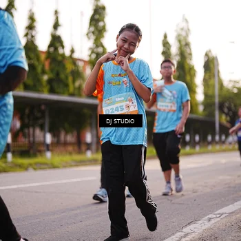 Runner Photo 8374199