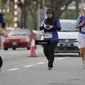 Runner Photo 8374211